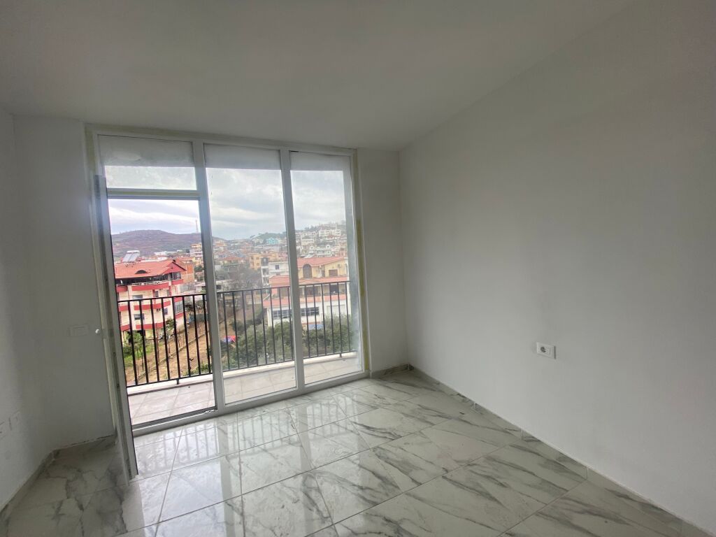 Apartament 2+1 per shitje Yzberisht !