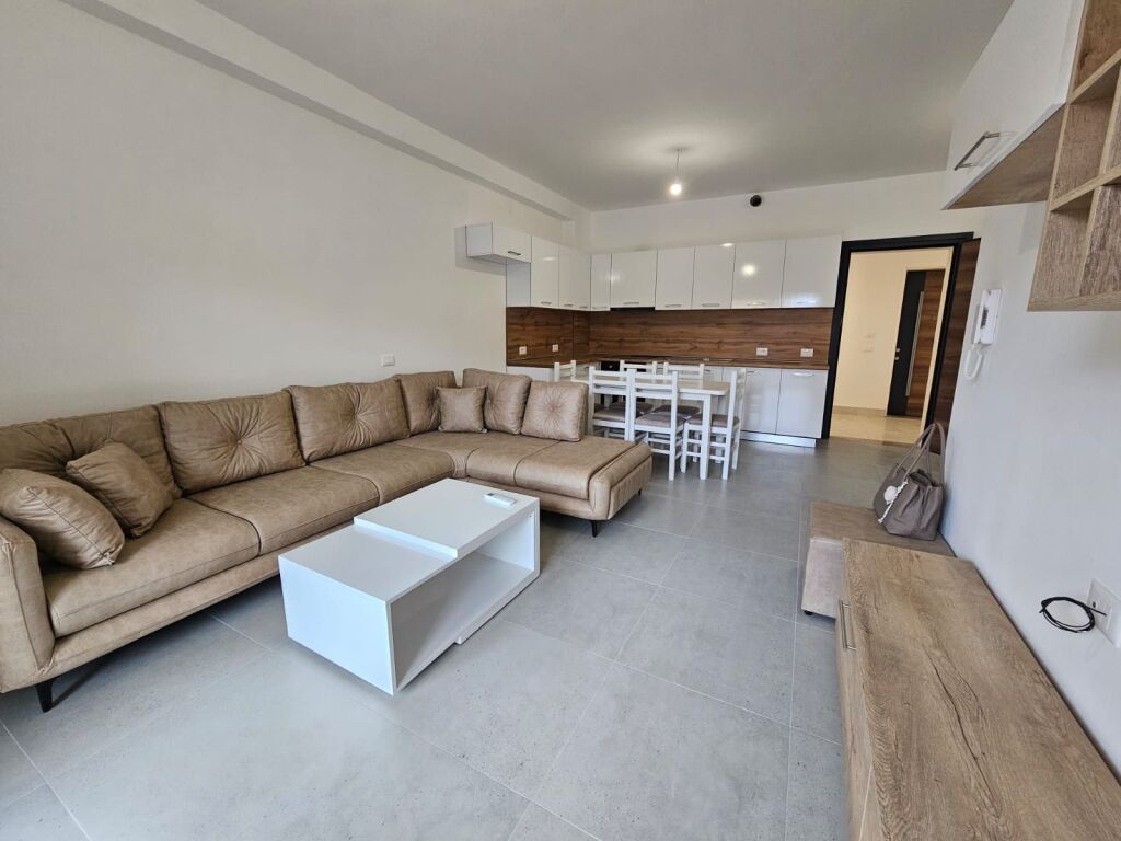 APARTAMENT 1+1 NE SHITJE NE GOLEM!!!