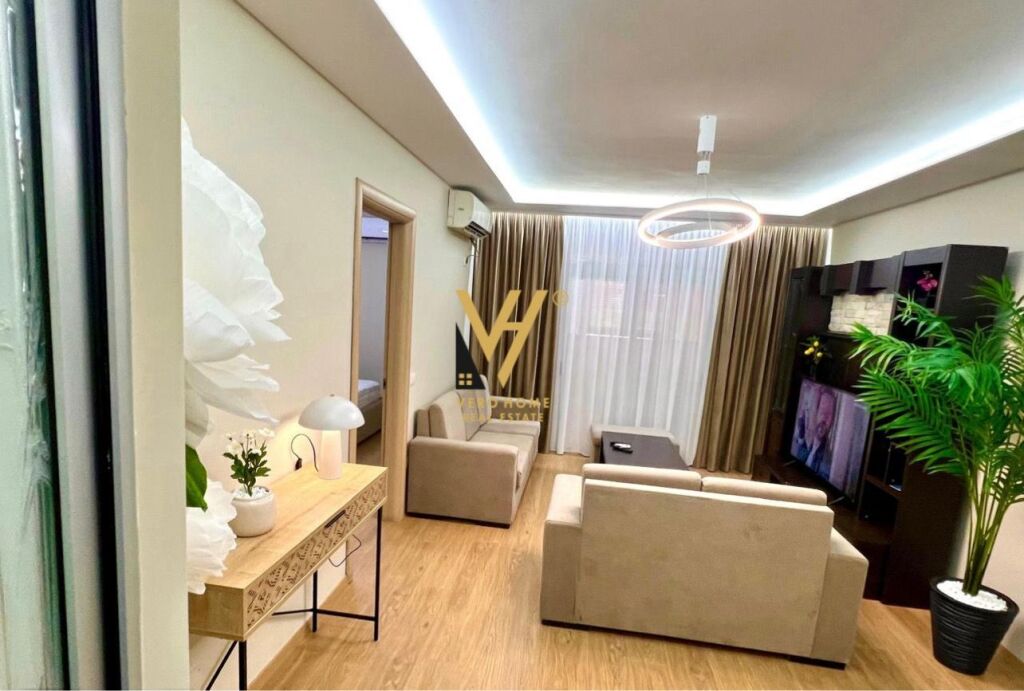 APARTMENT 1+1+BLK FOR RENT NEAR NEW MATERNITY, BRRYLI 55,000 LEKE