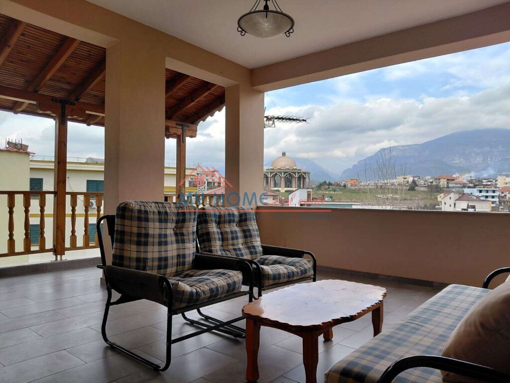 Duplex me Qira Ali Demi Tirane