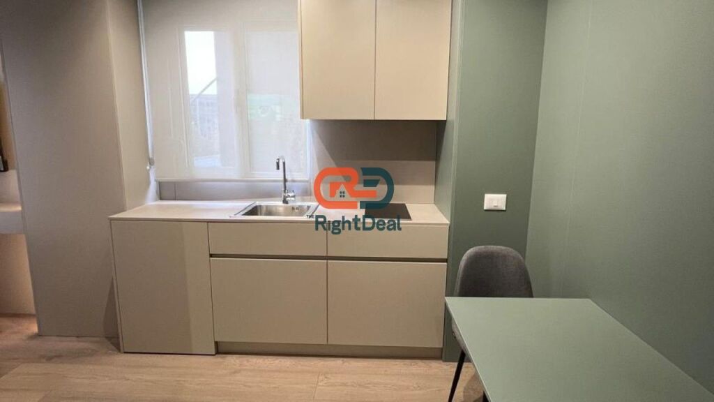 Tek Stacioni Trenit, Shiten 3 Garsoniere, Mundesi Ideale Investimi !!