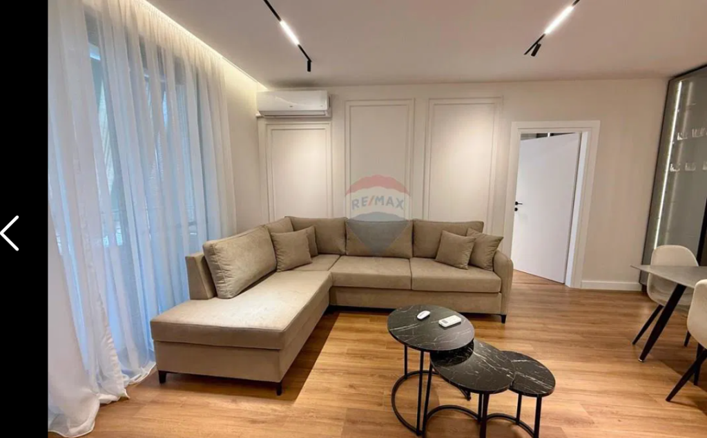 Apartament per qera 2+1+2 tek Rruga Hoxha Tahsim