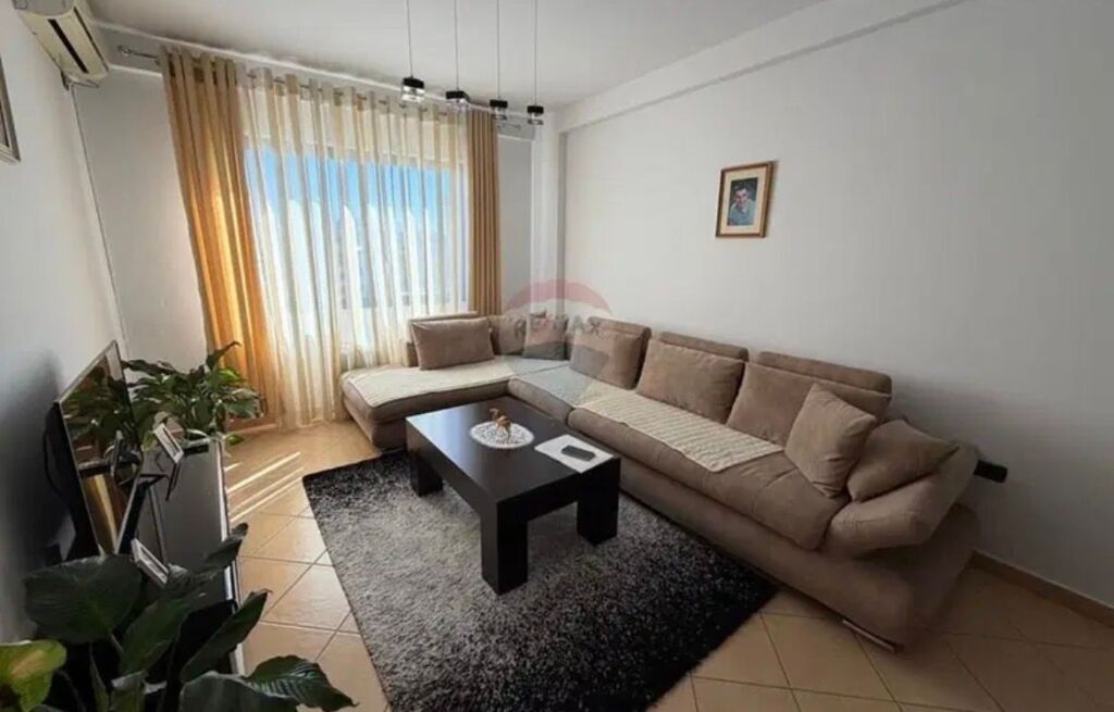 Appartamento - In Vendita - Via Sotir Caci, Tirana