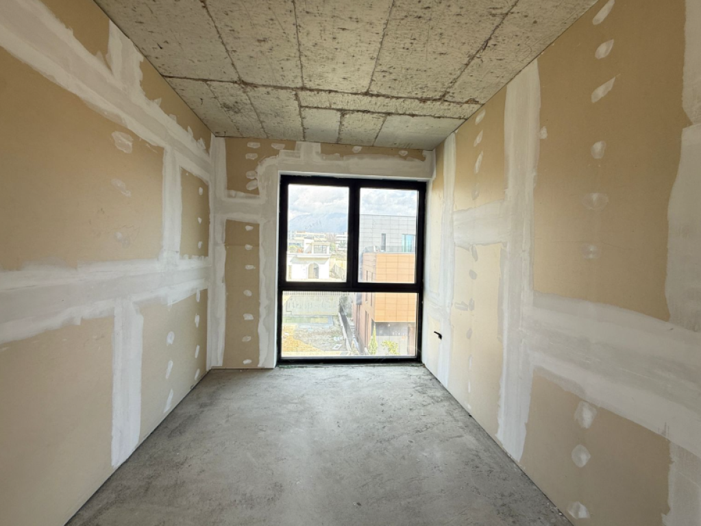 🏡 Semi-Detached Villa for Sale near TEG