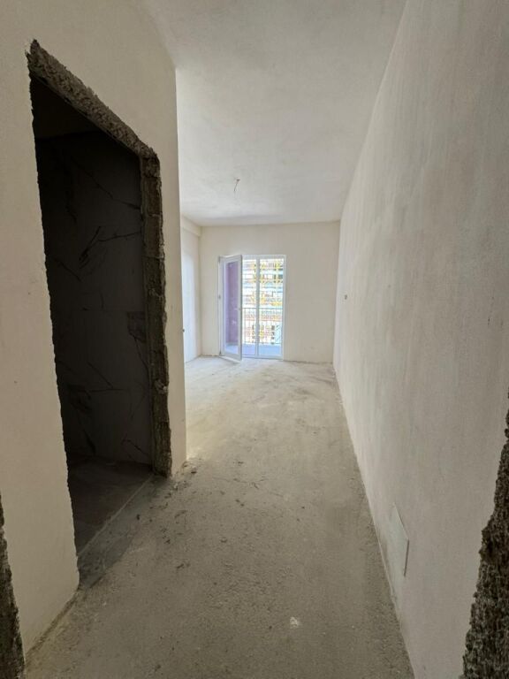 Apartament ne shitje