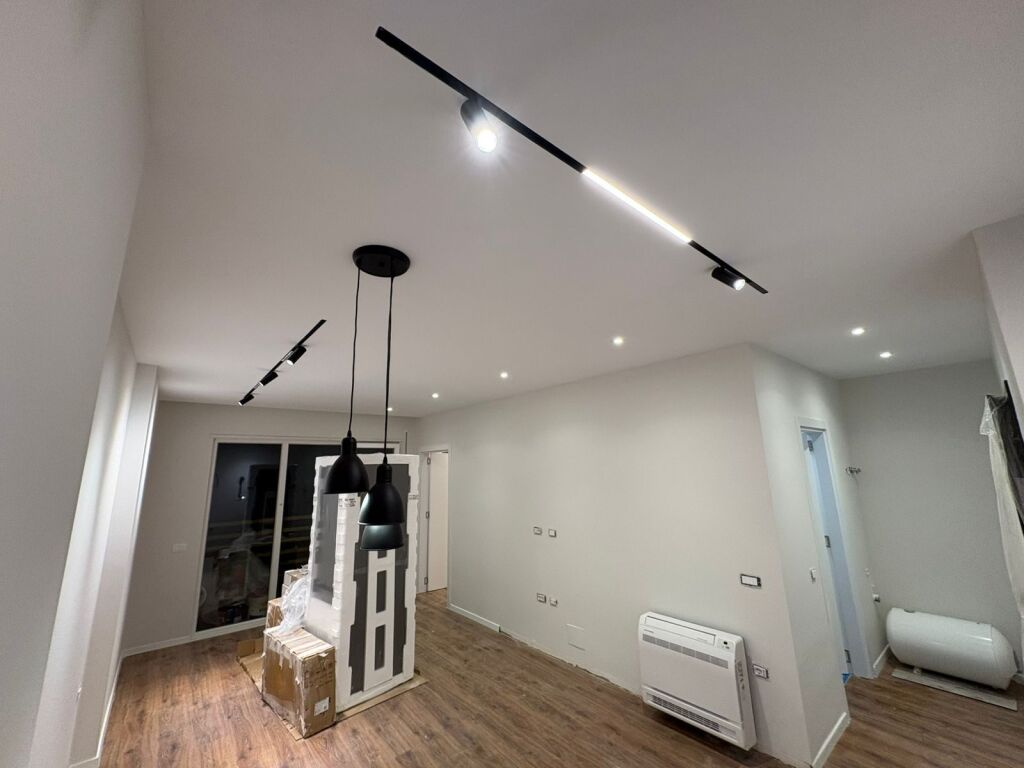 Apartment 1+1 for rent Complex E88, Kupola 65,000 lek