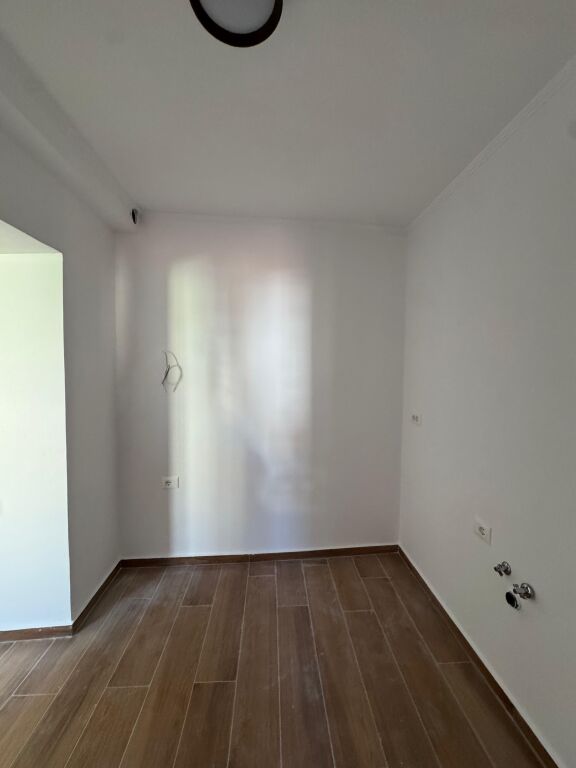 ‼️Okazion‼️Shitet garzoniere