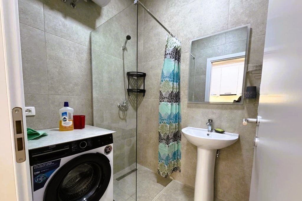 APARTAMENT 1+1 ME QIRA TEK 5 MAJI!