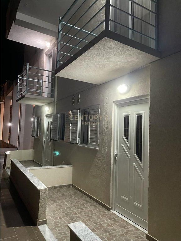 SHESIM DY GARSONJERE VIJE E DYTE NE SARANDE!