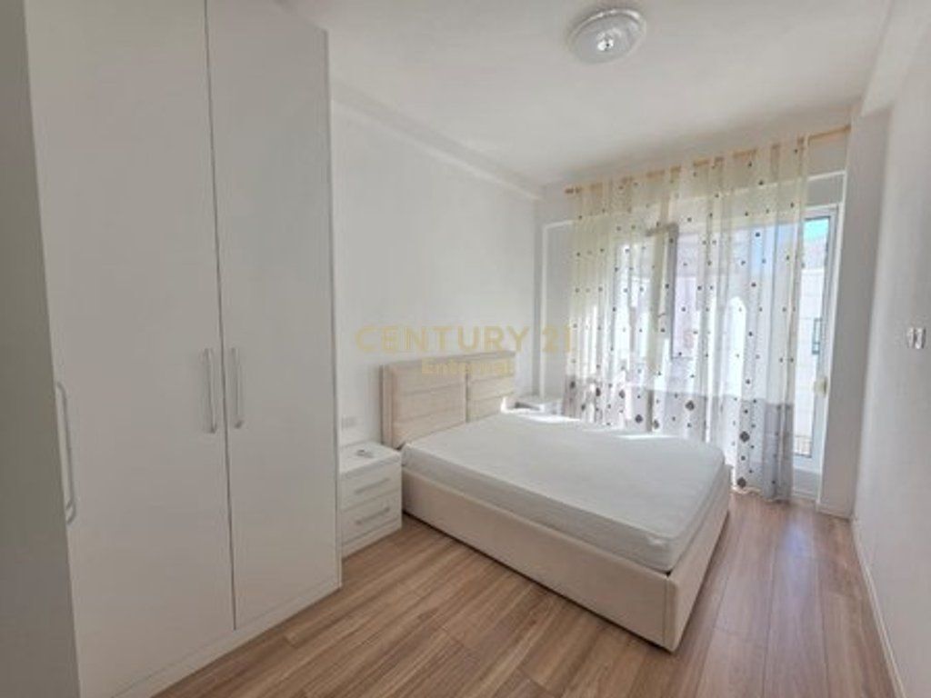 Apartament 2+1 Me Qira në Zonen e 21 Dhjetorit