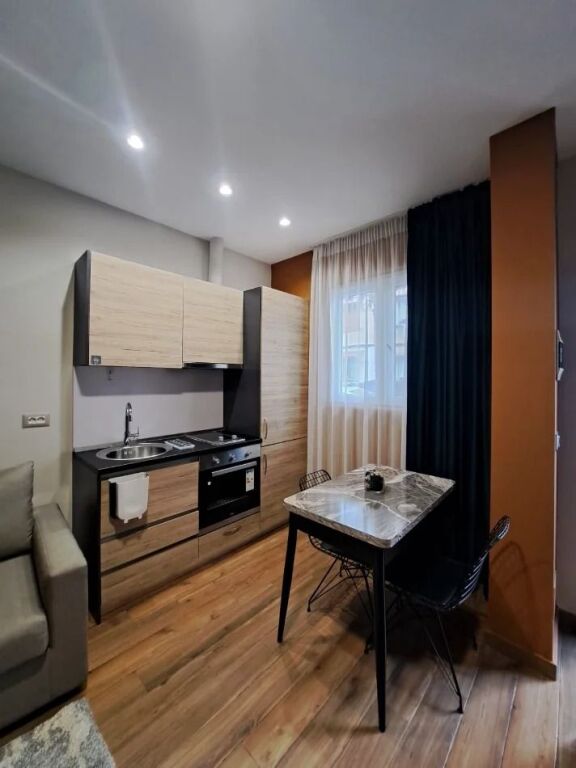 Rent | Studio apartment | Fireplace | 380 €/month