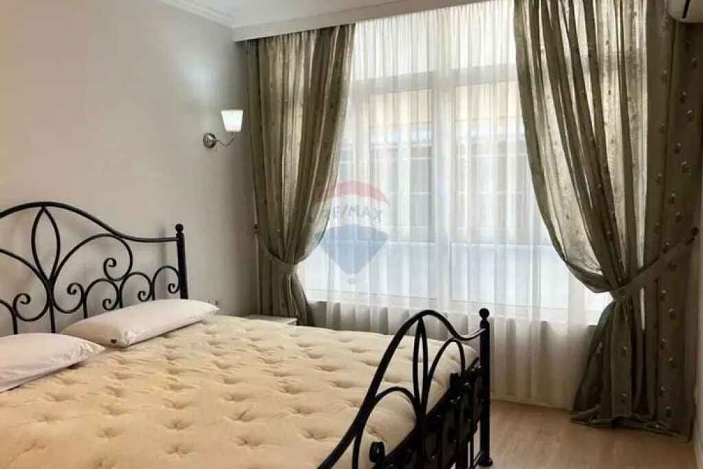 Apartament 3+1 per qira, prane Eleonores!