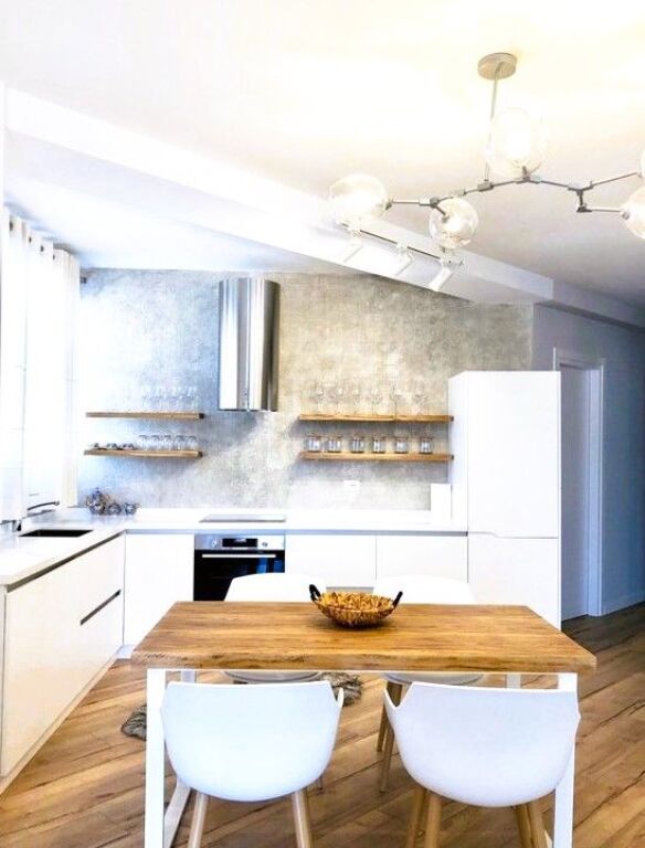 APARTAMENT LUKSOZ ME QIRA 2+1+2+DEPO+POST PARKIMI TEK STADIUMI DINAMO