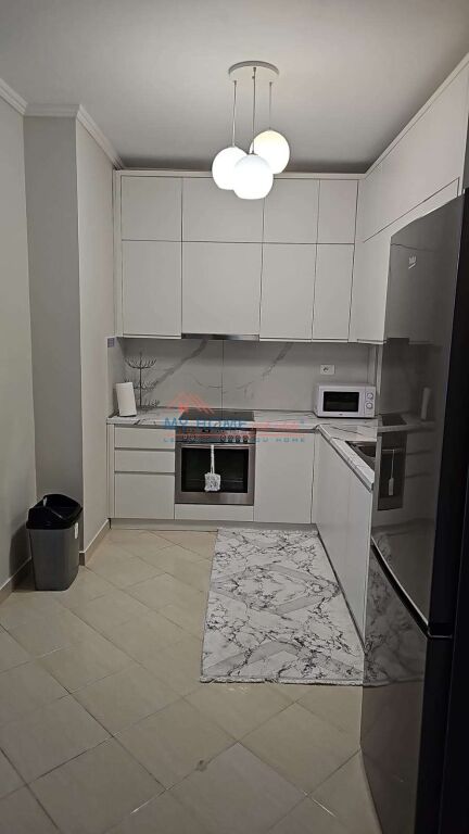 Apartament 2+1 me qira te Kodra e Diellit Tirane