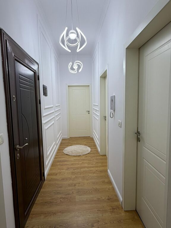 Shitet Apartament 2+1+1 tek Vila L,Astir