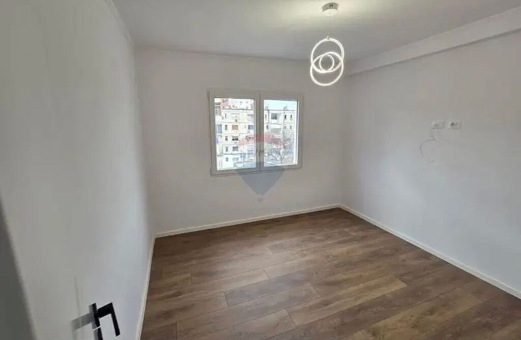 Apartament - Për Shitje - Fusha Ali Demi, Tiranë
