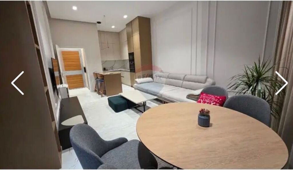 1+1 apartment for rent on Durres Street, near the Center.