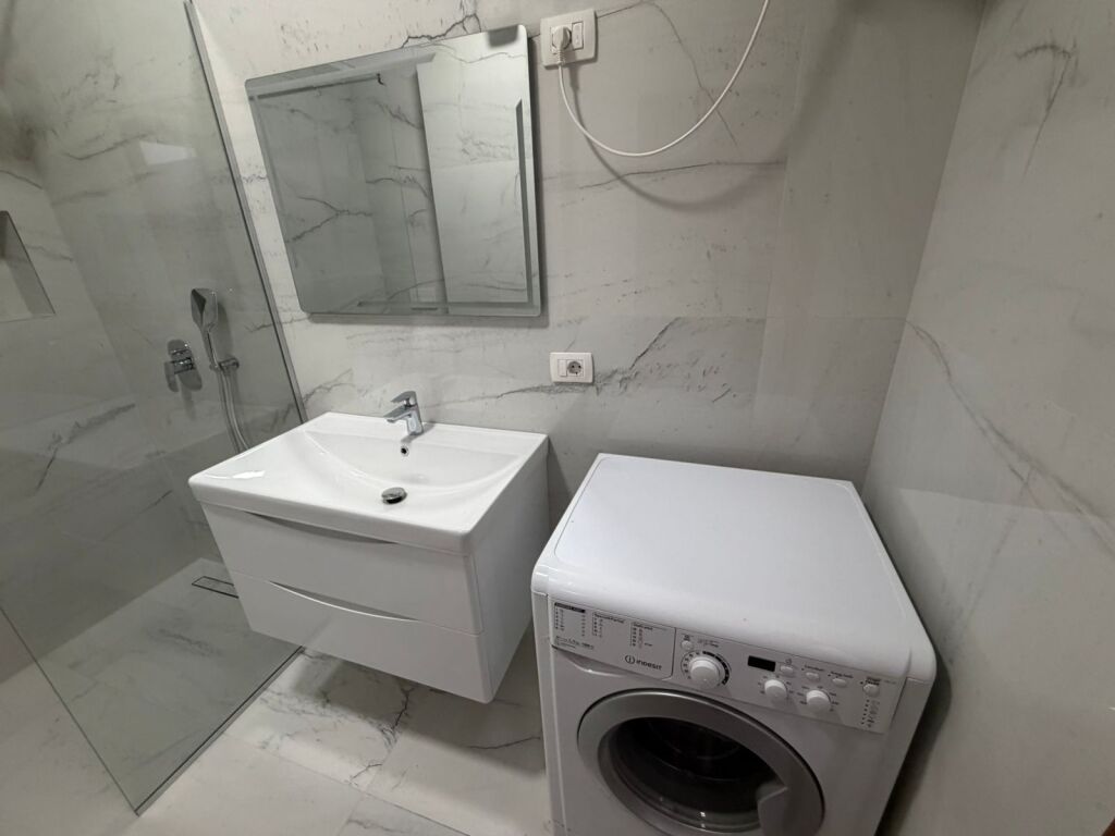 Jepet Apartament me qera