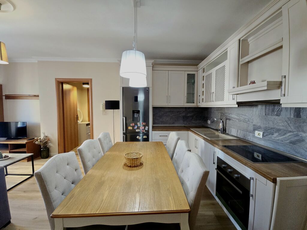 Jepet Me Qera Apartament 1+1+1 Ballkon