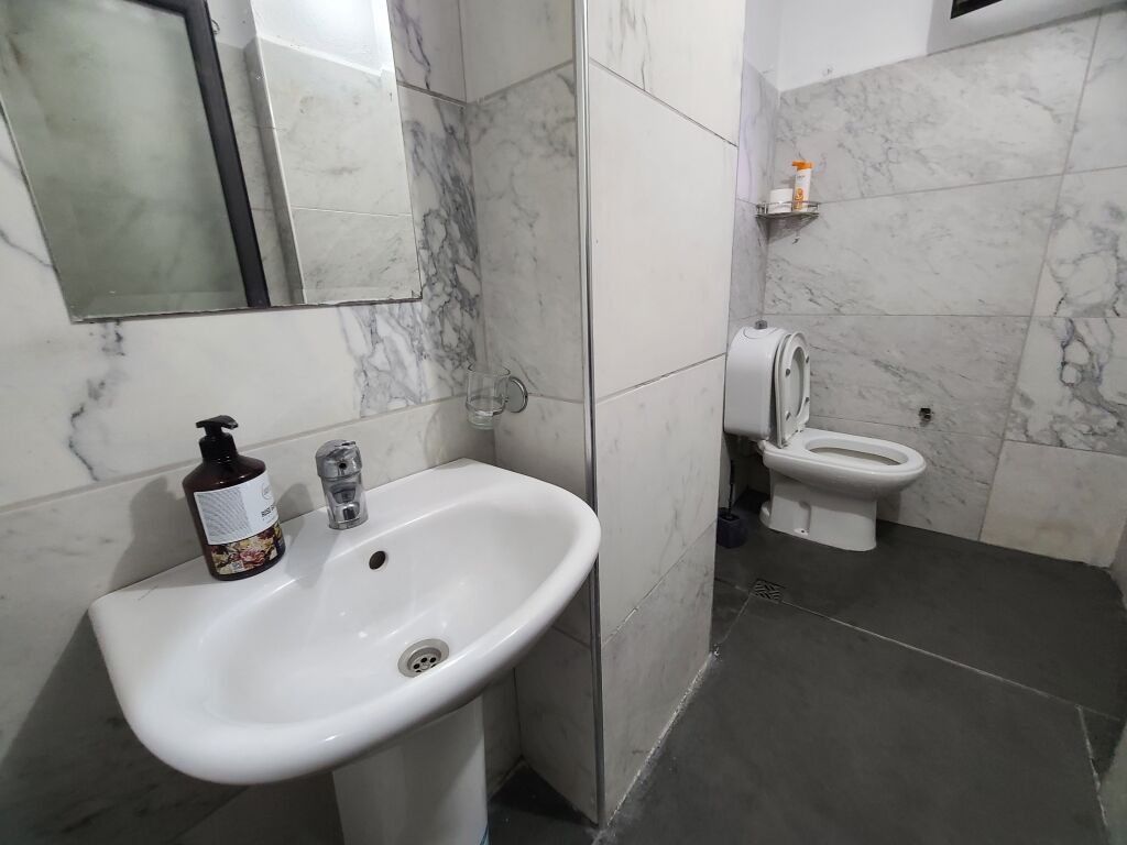 Super appart1+1+balcone a 5 min dal Nuovo Boulevard Completamente arredato con tutto e wifi