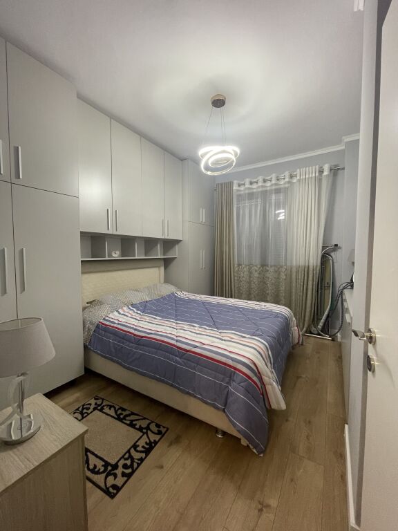 🏡 Apartament 1+1 për Shitje – Tek Televizioni Klan 📍