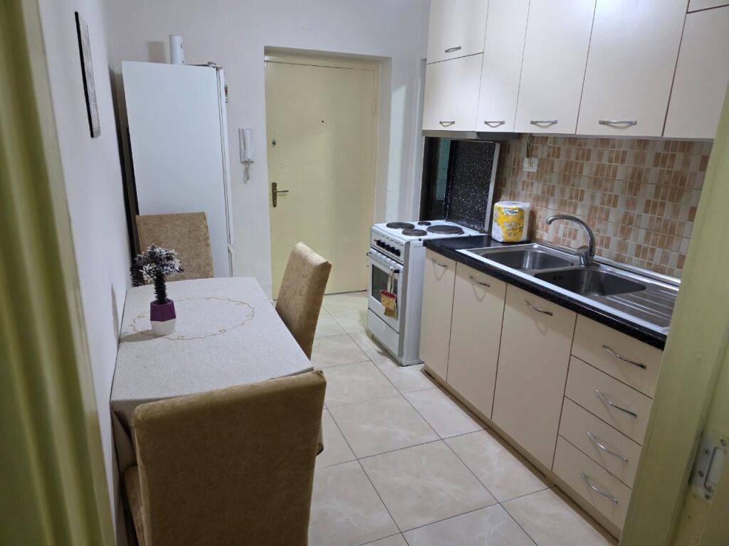 AFFITTASI APPARTAMENTO 1+1 – CENTRO VIA FORTUZI