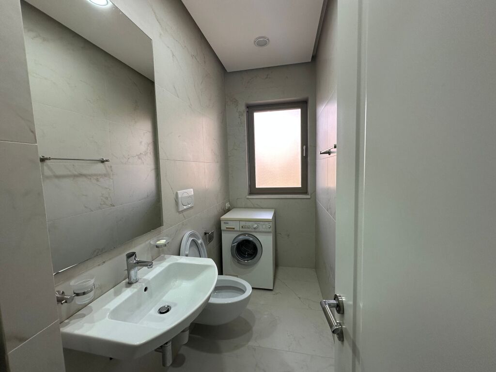 Vile Private me Qira Ali Dem