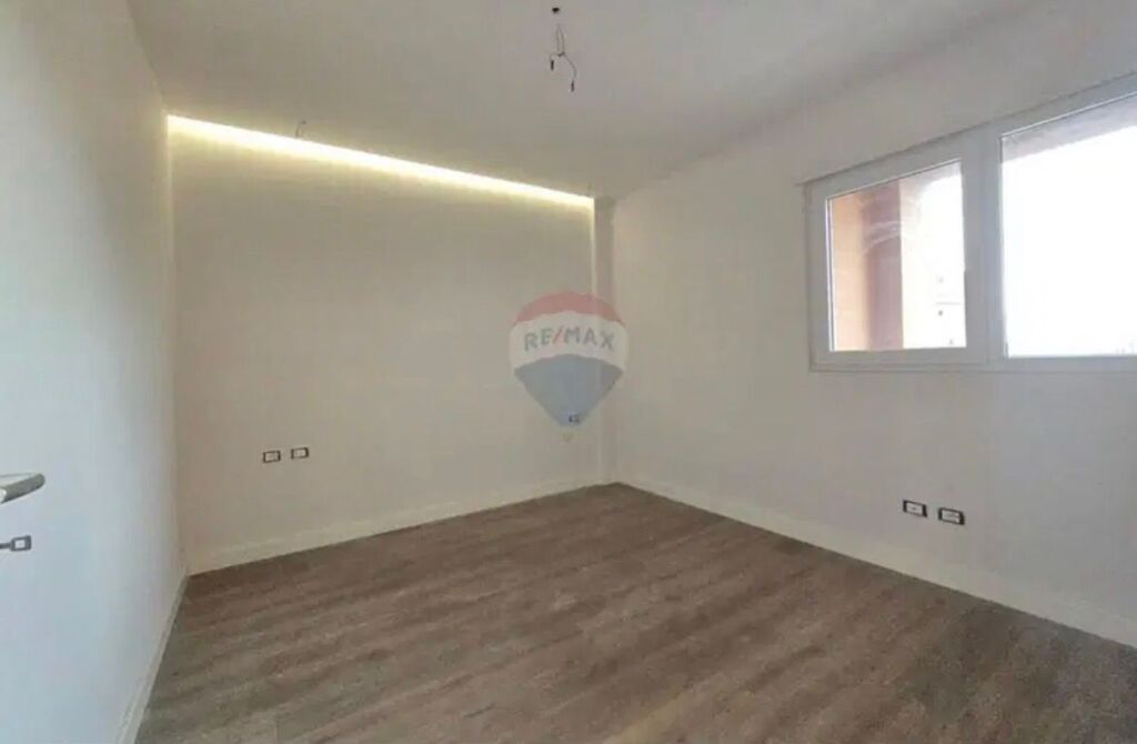 Apartment - For Sale - Qemal Stafa Street, Tirana
