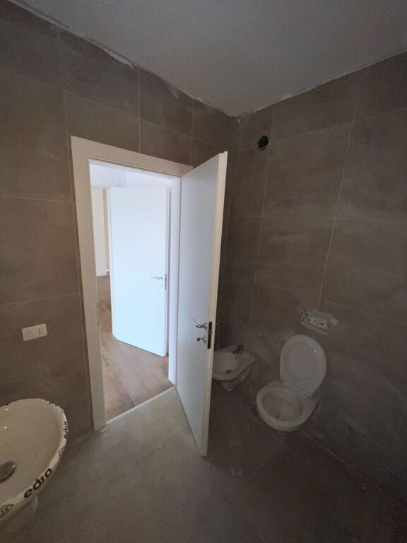 Apartament në shitje