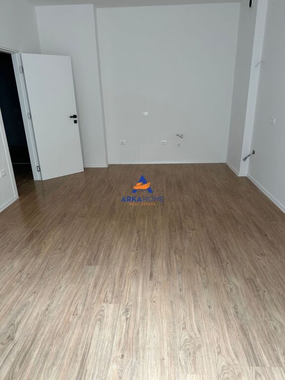 JEPET ME QERA APARTAMENT 1+1 "JORDAN MISJA" 550 EURO