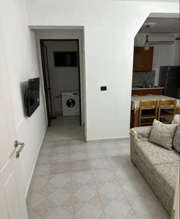 GARSIONERE ME QERA KOMUNA E PARISIT 45.000 LEKE FH-58638