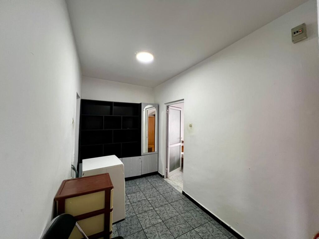 Shitet Apartament 1+1, “21 Dhjetori”, Tiranë