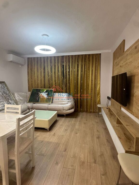 Apartament 2+1 me qira Rruga Islam Alla