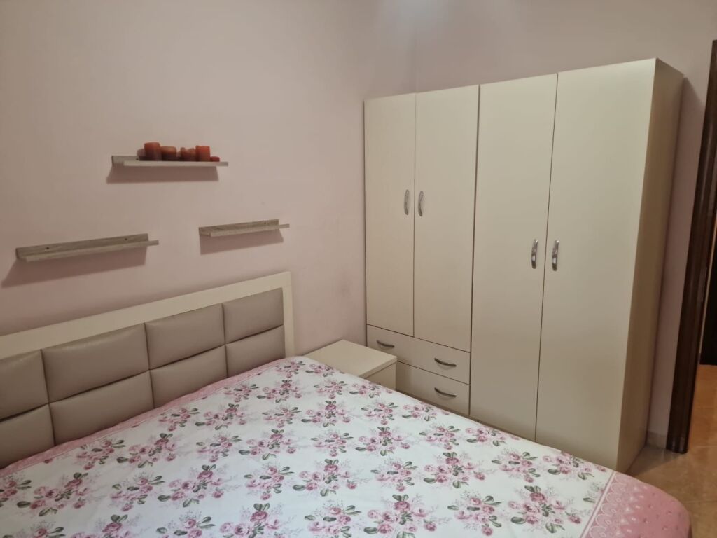 Jepet Me Qera Apartament 2+1+2 Tualete + 1 Ballkon