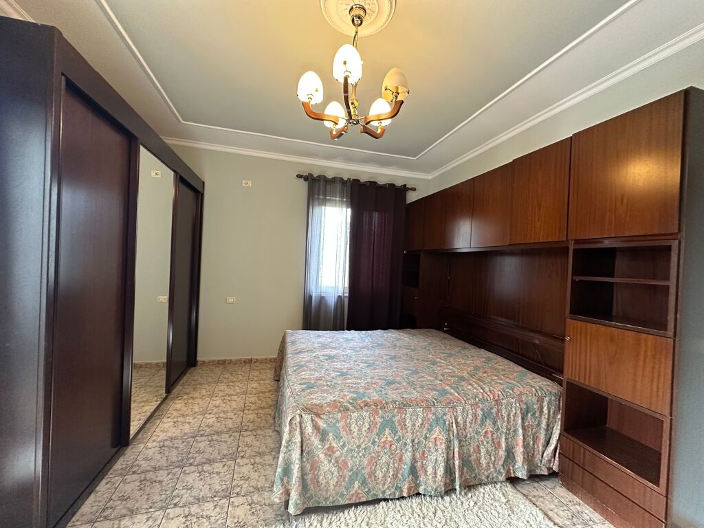 Vile Private me Qira Ali Dem