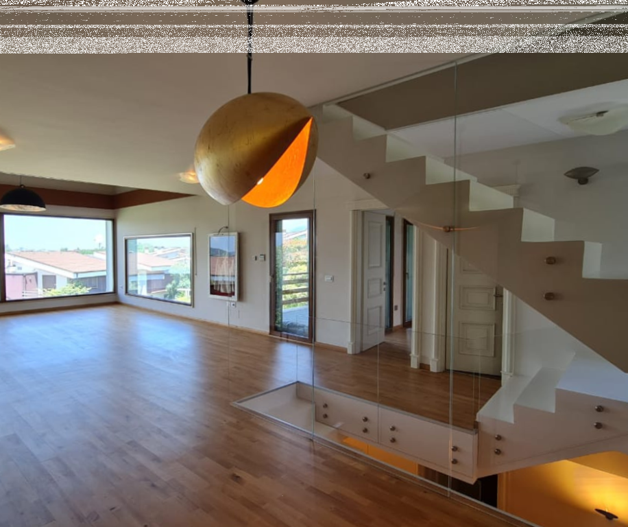 Villa for sale – Long Hill, near TEG