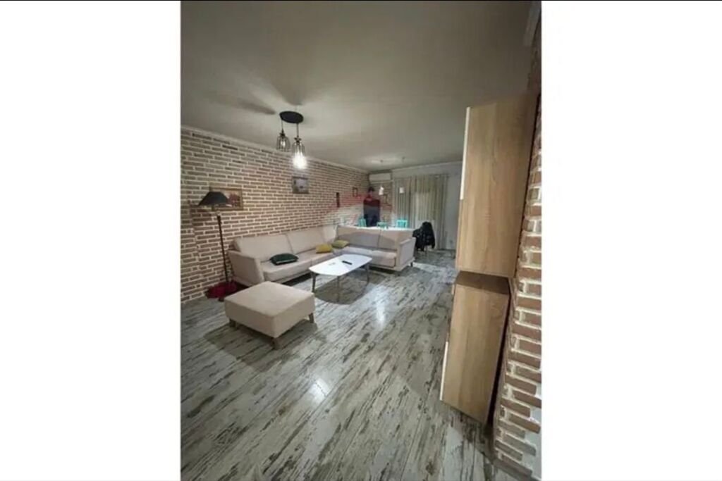 APARTAMENT 2+1 PER QIRA TE KOMUNA E PARISIT