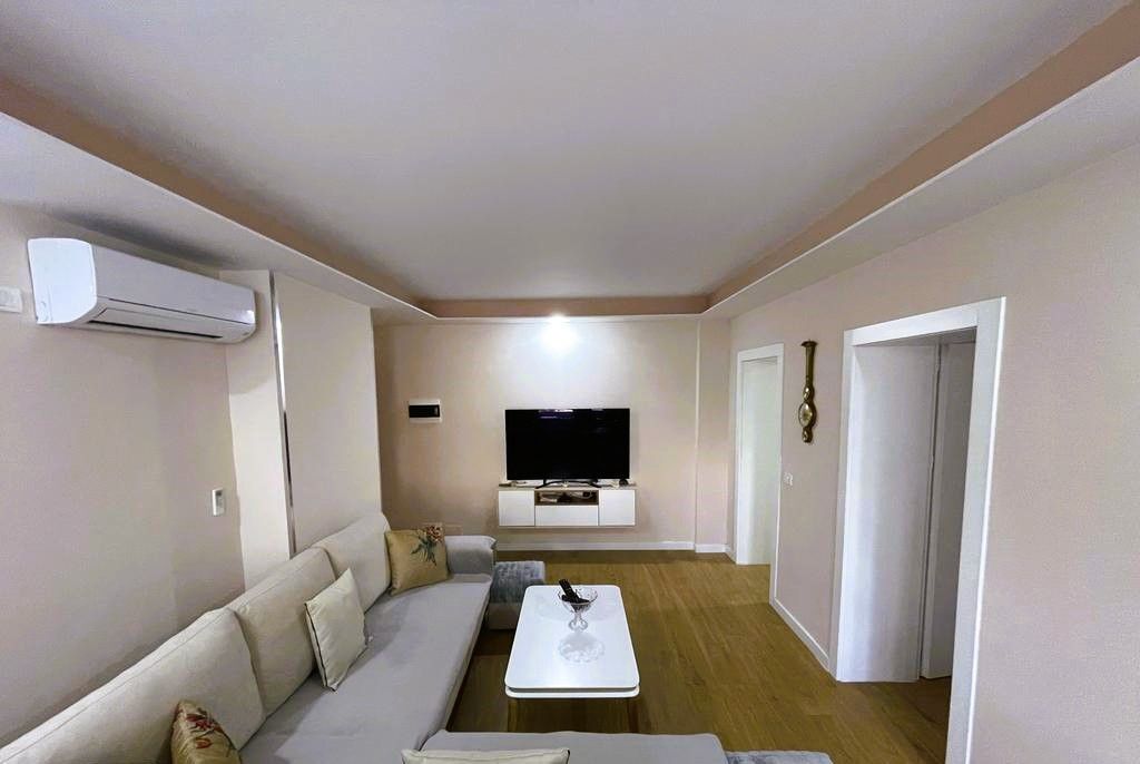 Apartament 1+1 Me Qira tek Komuna e Parisit