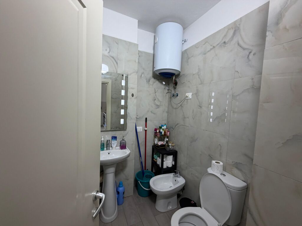 In vendita, Appartamento 1+1, Spiaggia Ruota Rossa, Durazzo