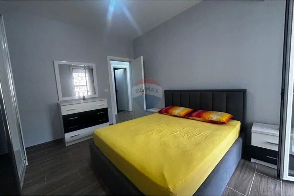 Apartament Modern 2+1 me Qira në Lungomare, Vlorë – 600€/Muaj