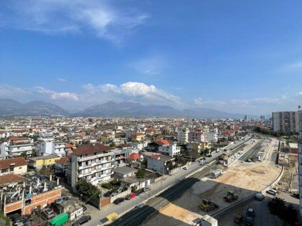 For sale, Apartment 1+1, Kamza Junction, Tirana.