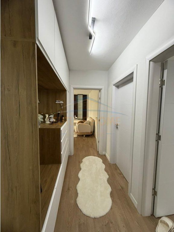 Qera, Apartament 2+1, 21 Dhjetori, Tiranë