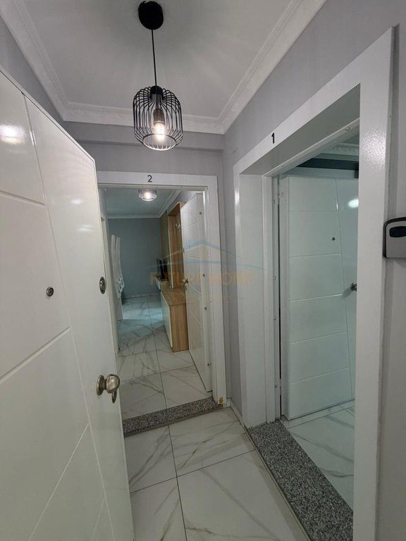 In vendita, Appartamento 2+1+2, Via Barrikadave, Tirana