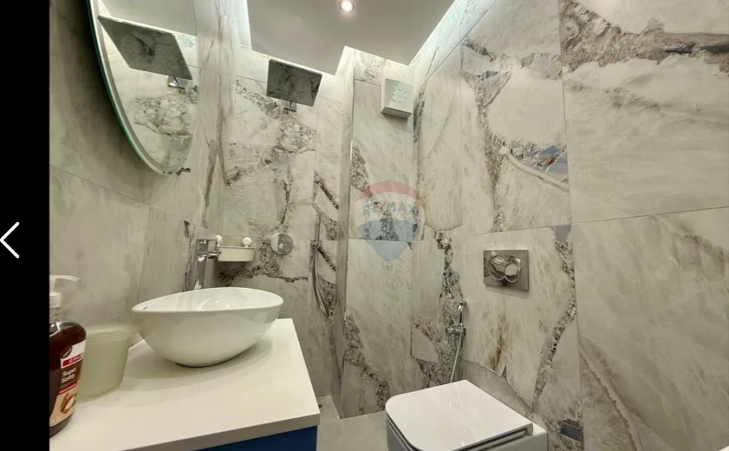 Apartament per qera 2+1+2 tek Rruga Hoxha Tahsim