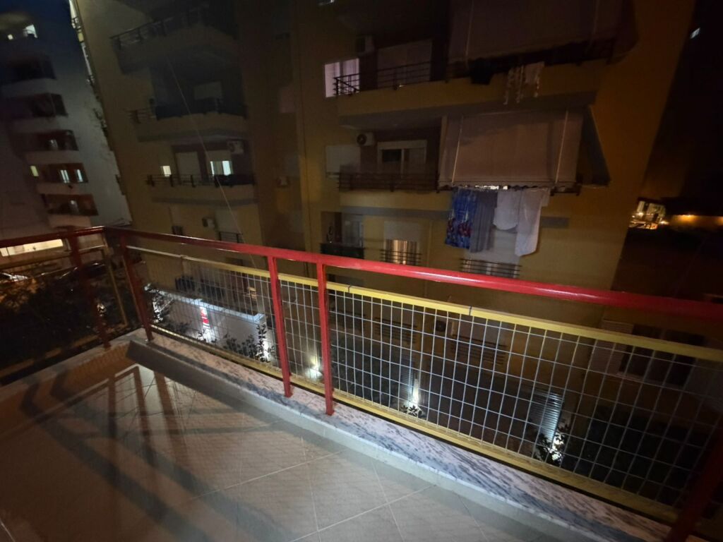 Jepet Apartament me qera