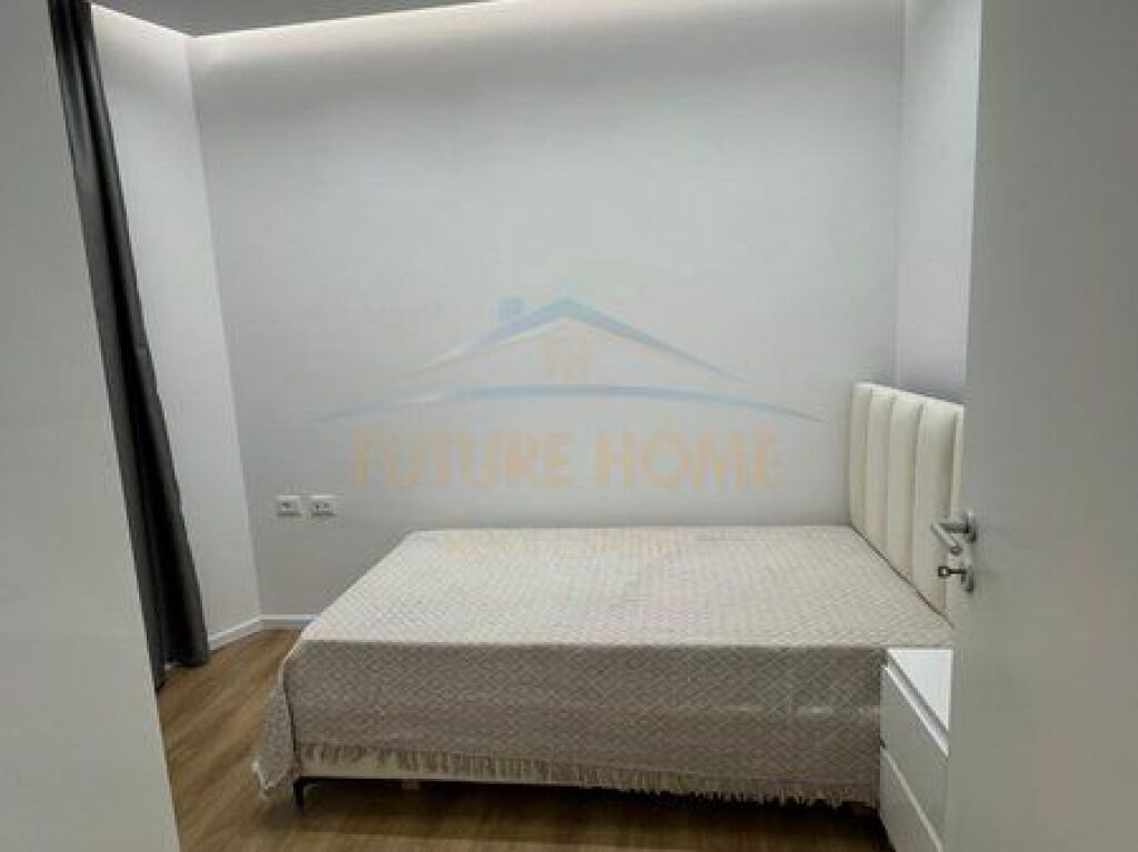 Qera, Apartament 2+1+Post Parkimi, Kompleksi Kadiu, Tiranë