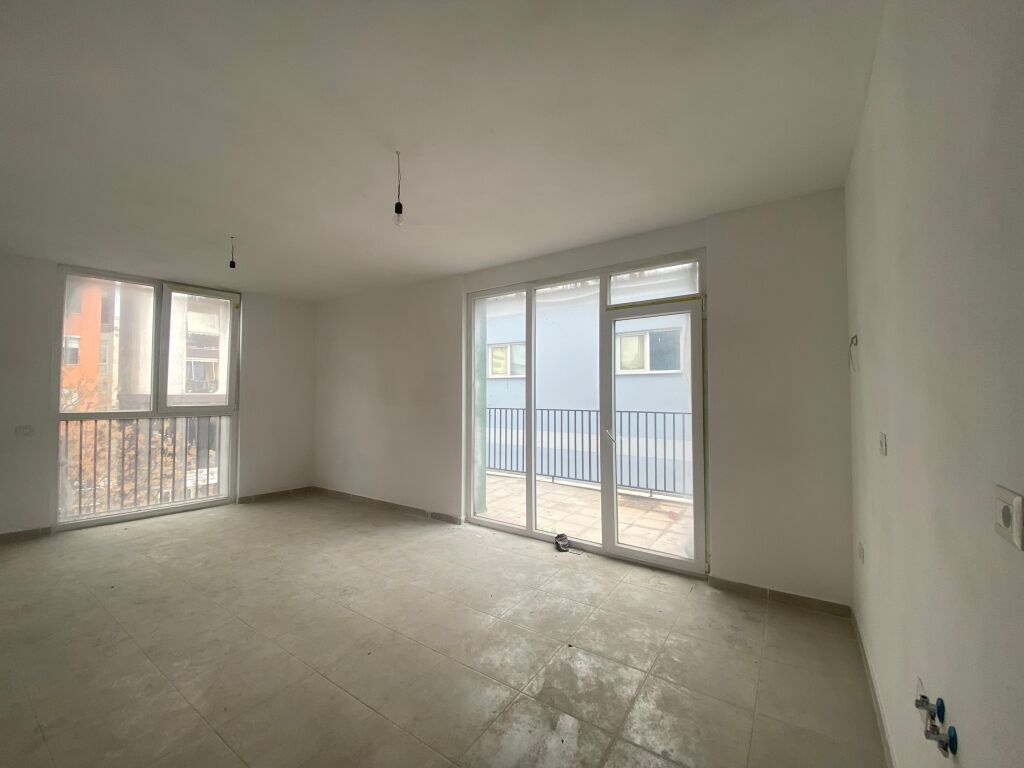 Appartamento 2+1 in vendita Yzberisht !