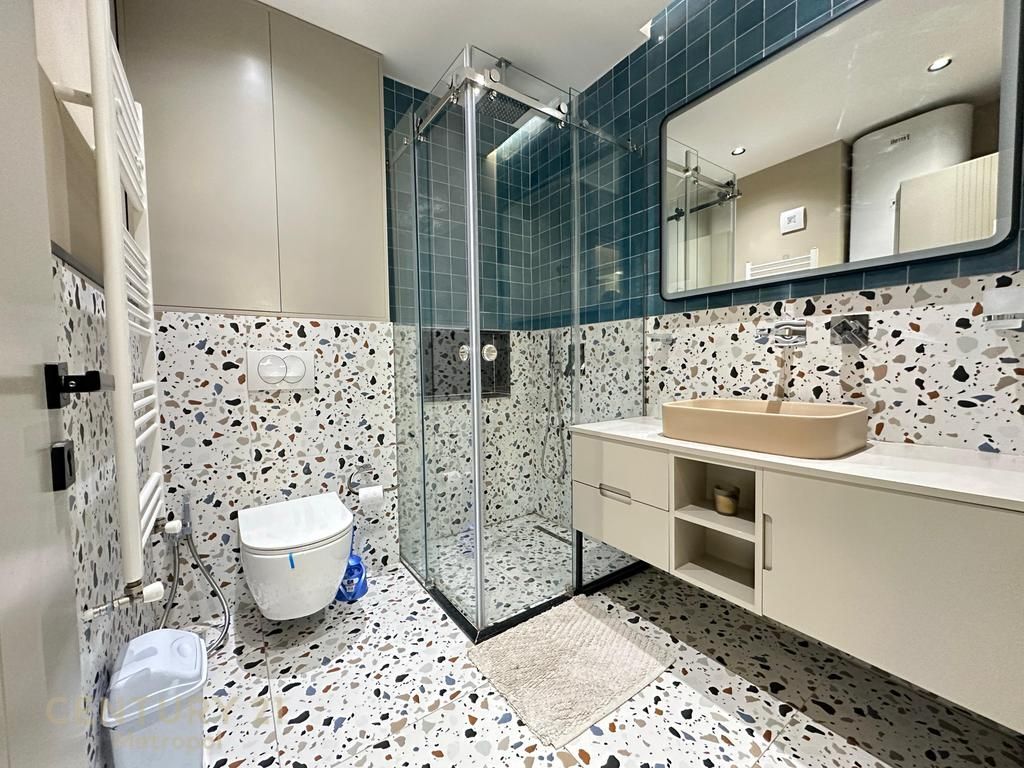 JEPET ME QERA APARTAMENT 2+1+2 TE PALLATI ME SHIGJETA