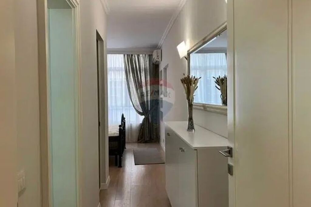 Apartament 3+1 per qira, prane Eleonores!