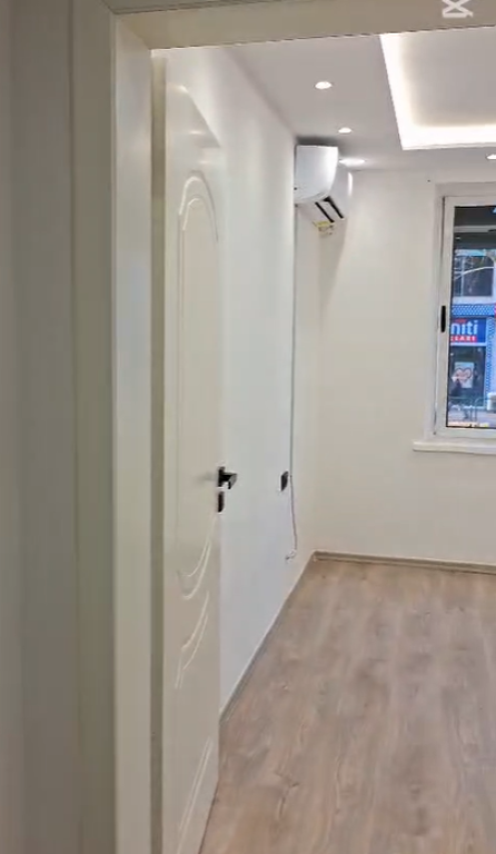 OFFICE FOR RENT 50M2 WILLSON SQUARE 75,000 LEKE FH-58606